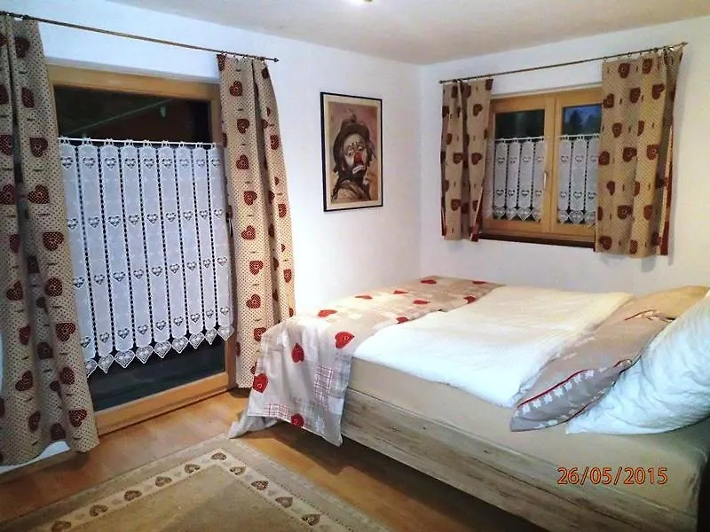 鲁波尔丁Haus Neuhaeusl Inkl. Chiemgaukarte公寓 鲁波尔丁